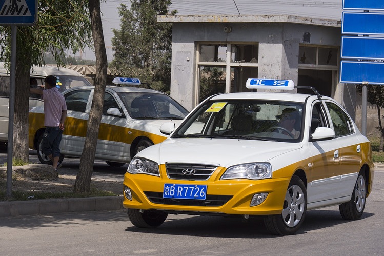 تصویر تاکسی در تاکسیرانی در چین